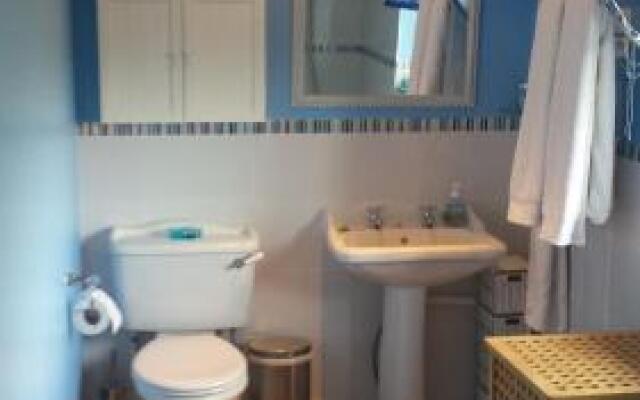 Chimneys Bed  Breakfast