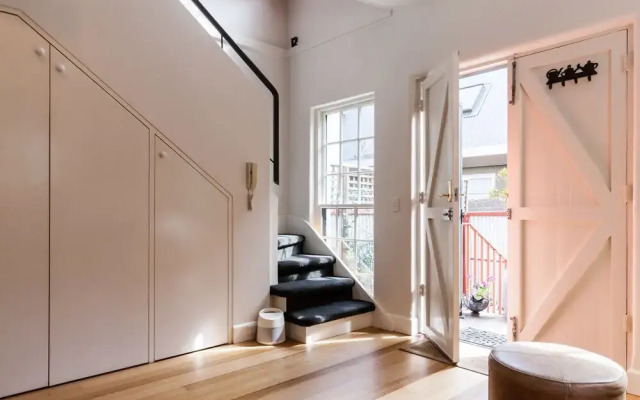 VERA, 1BDR South Melbourne Apartment
