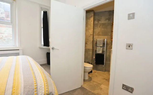 Spacious Flat in Centre of Bournemouth