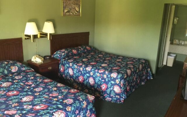 Red Carpet Inn & Suites, Muncie IN