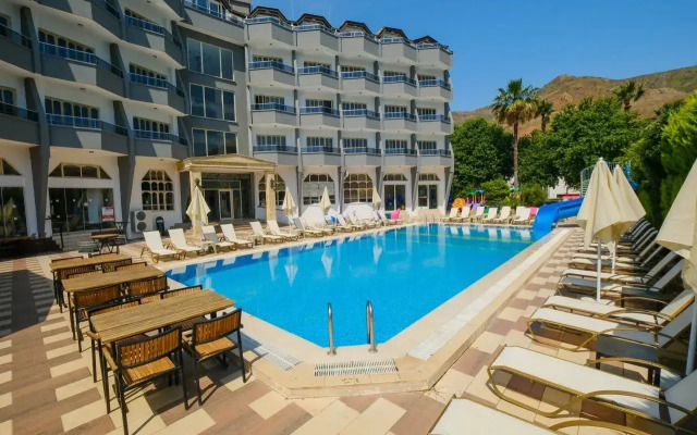 Selen Hotel Icmeler