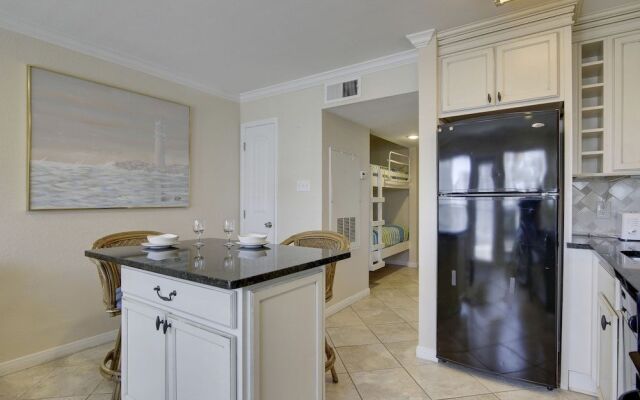 Seascape 1221 1 Bedroom Condo by RedAwning