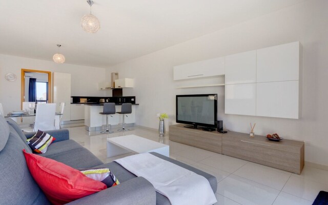 Fabulous Penthouse in a Prime Location