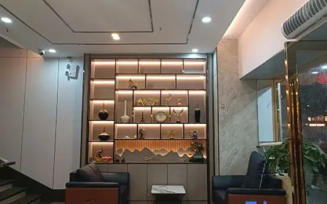 Traveler Hotel (Foshan Shiwan Metro Station)