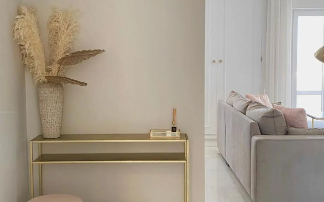 Ocean View Luxury Apartment