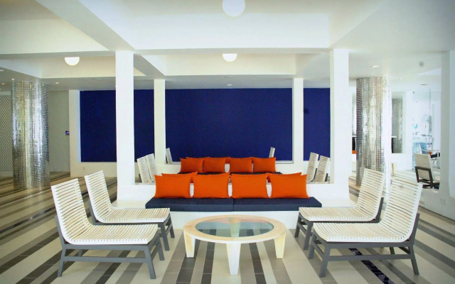 Trinco Blu by Cinnamon