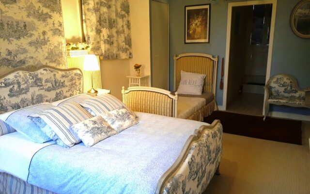 Lisieux Country House