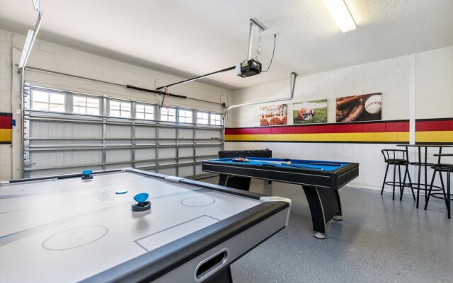 Windsor at Westside - 1752 Lima Avenue