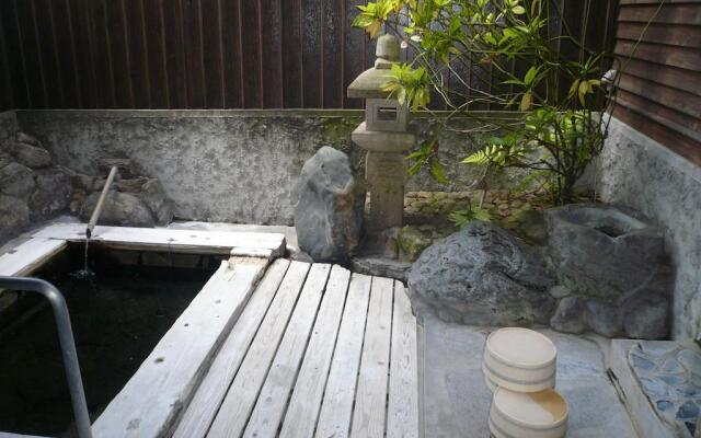 Hasuwa Inn