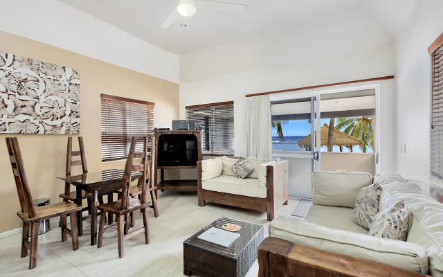 Crown Beach Resort & Spa