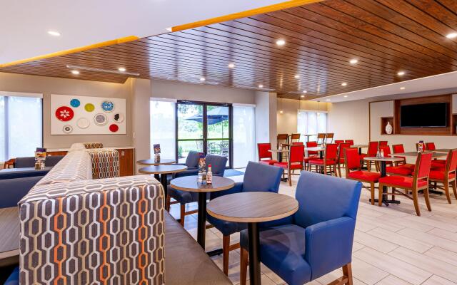 Holiday Inn Express Tampa-Brandon by IHG