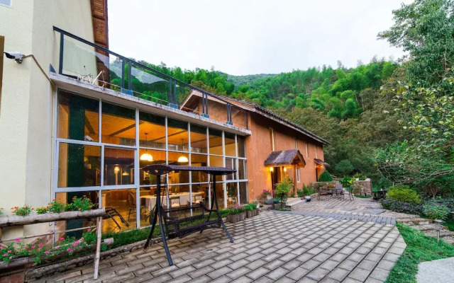 Tong Lu Ye Du Li Cun