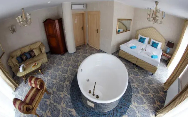 Hotel Azzun Orient SPA&Wellness