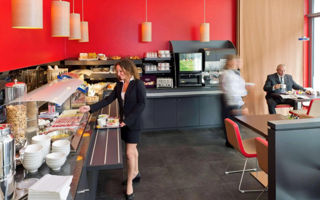 ibis Esch Belval