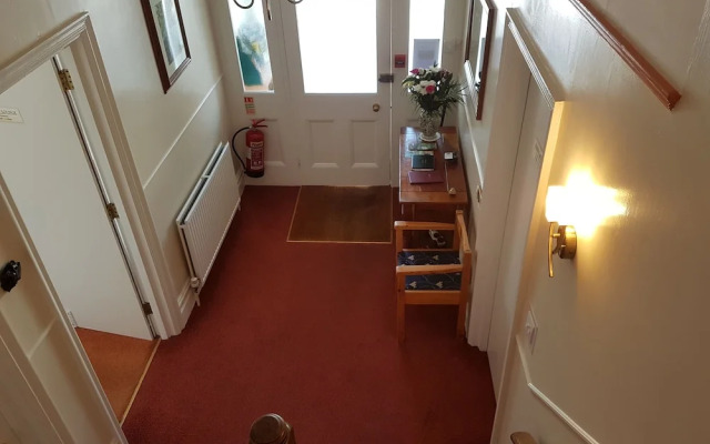 Montrose Guest House