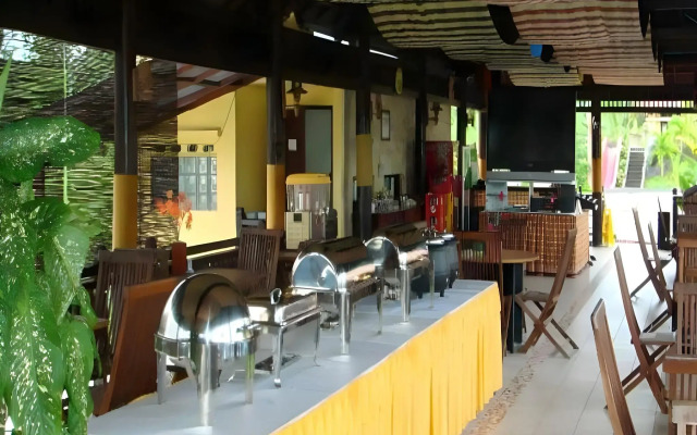 Wonua Monapa Hotel Resort