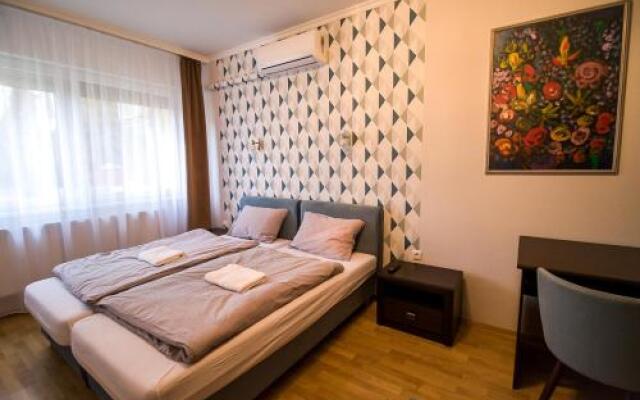 Weninger Apartman Lakas