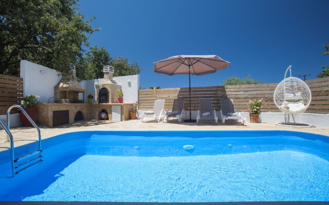 Villa Plousia