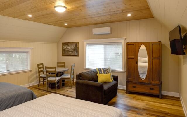 Shasta View Lodge