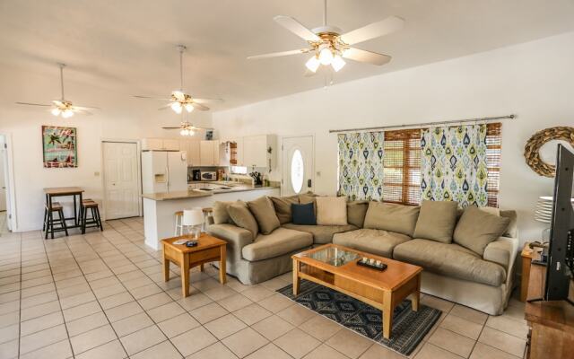 464 Washington Court - M