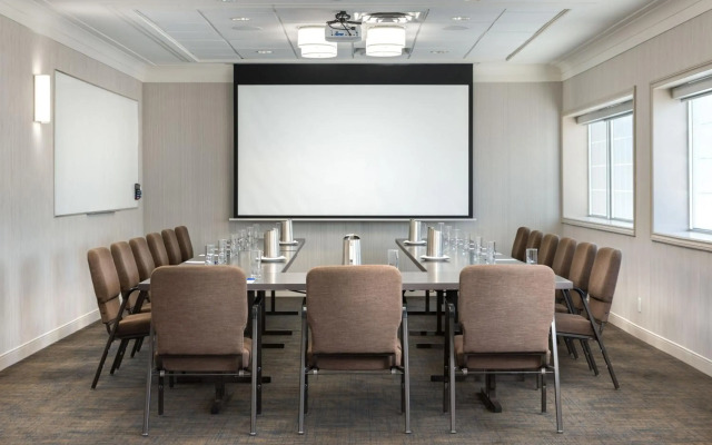 Delta Hotels by Marriott Calgary South