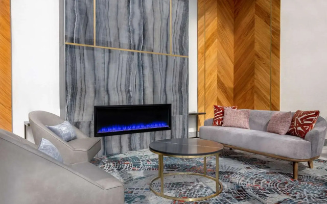 DoubleTree by Hilton Kingston