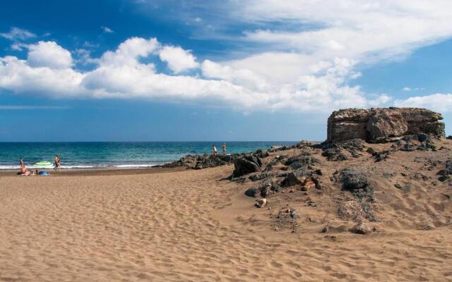 San Agustin Beach Apartments