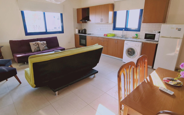 Trinity Apartment by STAY BnB