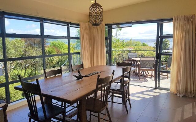 Taupo Holiday House