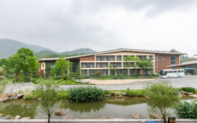 Anjing Old Tree Courtyard (Emeishan Scenic Area)