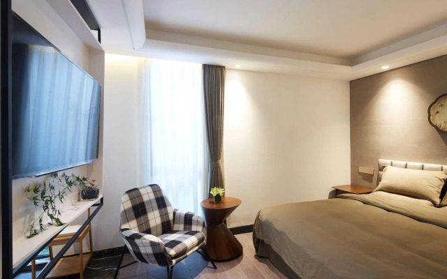 Yuanlifetel.West Lake