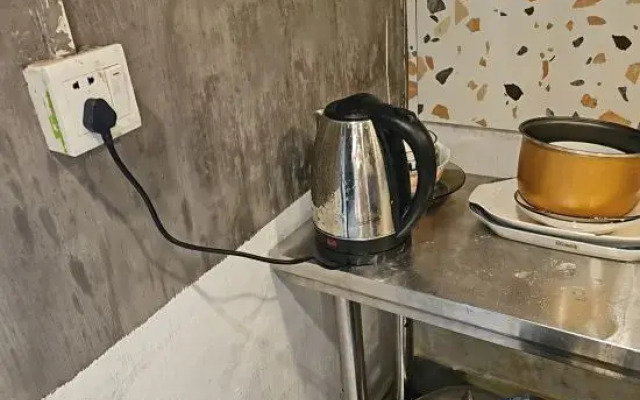 Roame Hostel