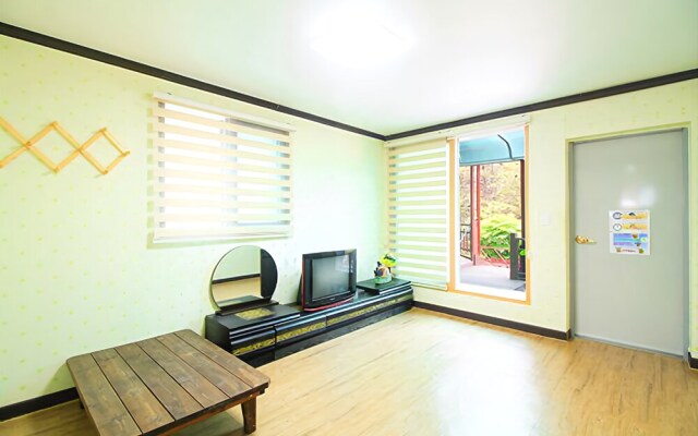 Danyang Natural View Pension