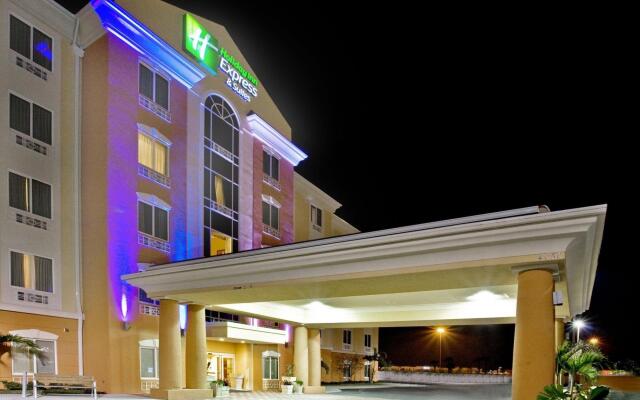 Holiday Inn Express Hotel & Suites Orlando South-Davenport, an IHG Hotel