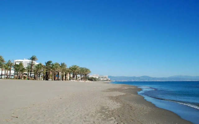 Apartment in Torremolinos - 104596
