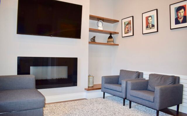 Beautiful 2 Bedroom Ballsbridge Apartment Near the Aviva