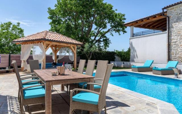 Villa Loki Luxury in Tradition