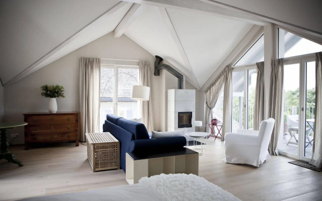 Le Coq Chantant B&B and Boutique Hotel St-Livres