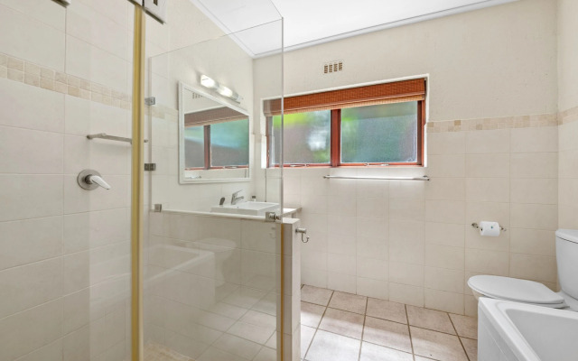 San Lameer Villa Rentals  10905