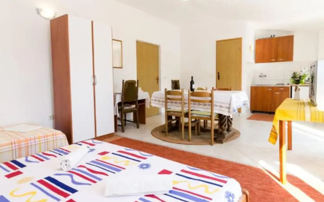 Guest House Sobra 38
