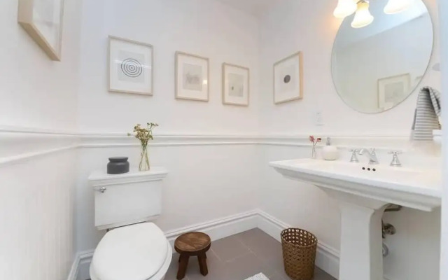 Touraine Unit 107 in Philadelphia