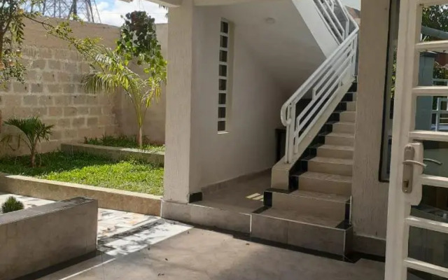 Stay.Plus Utawala Holiday House