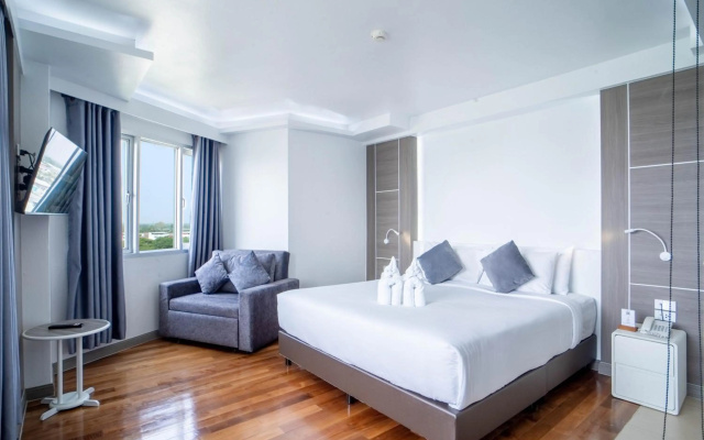 Thong Tarin Hotel – Guest Rooms – Surin