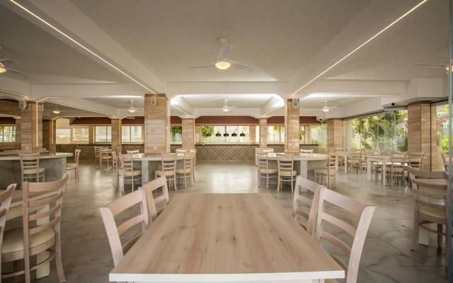 Sunbay Hotel