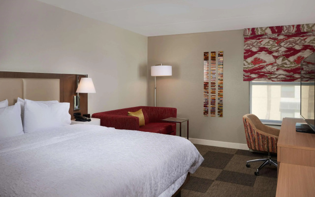 Hampton Inn & Suites Phoenix/Scottsdale on Shea Boulevard