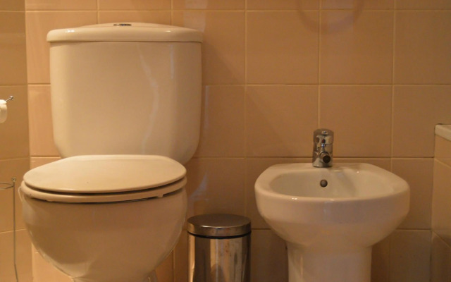 Life in Porto Apartment by JC