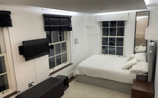 Lovely 2-bed Apartment in Brixton Central Location