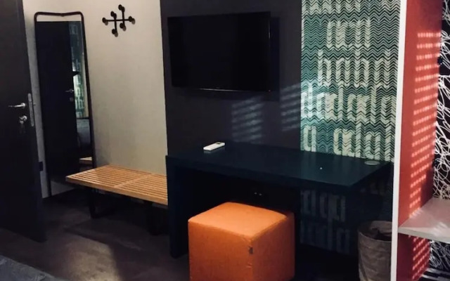 Tiburtina Suites
