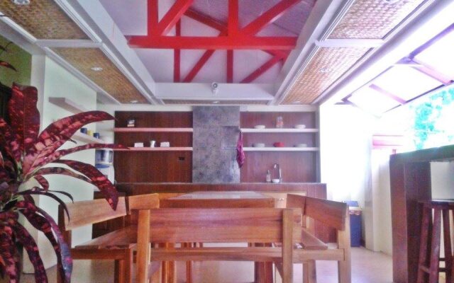 Our Melting Pot Hostel - El Nido
