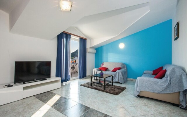 Beautiful Home in Razanj With 6 Bedrooms, Wifi and Outdoor Swimming Pool